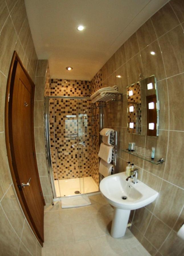 Gwynfryn Guest House Tavernspite Bagian luar foto