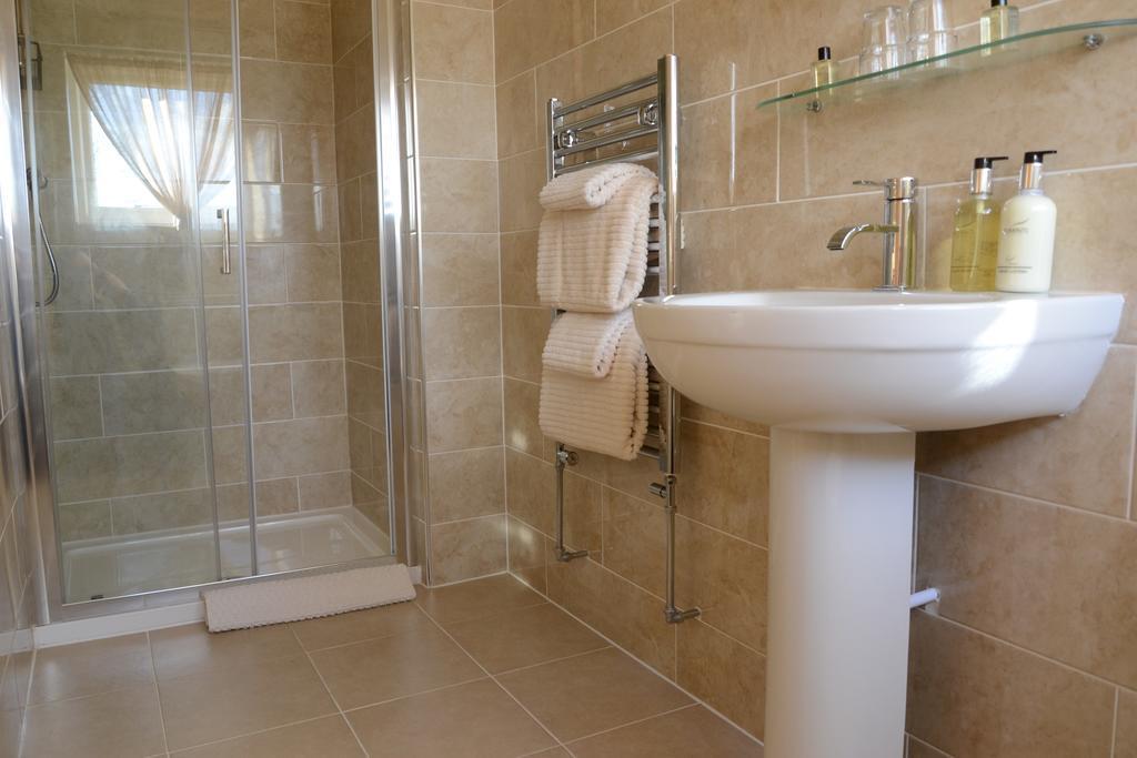 Gwynfryn Guest House Tavernspite Bagian luar foto